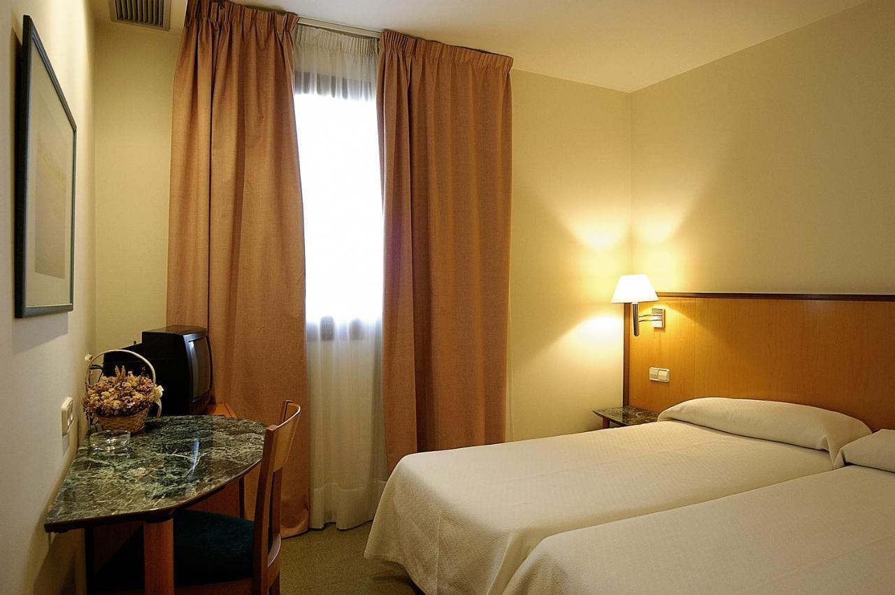 Hostal Meson Pepa لوغرونيو المظهر الخارجي الصورة